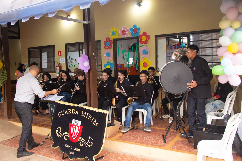 Imagem da notícia 'Banda da Guarda Mirim realiza apresentação especial para crianças e famílias em Rio Claro'