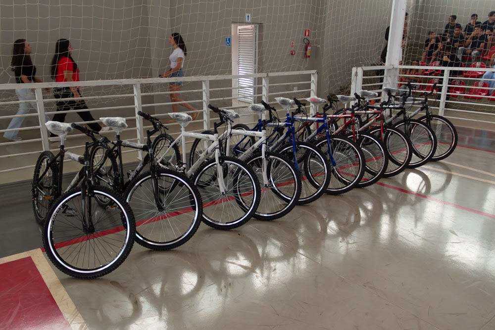 Imagem da notícia 'Guarda Mirim realiza confraternização de encerramento do ano com sorteio de prêmios'