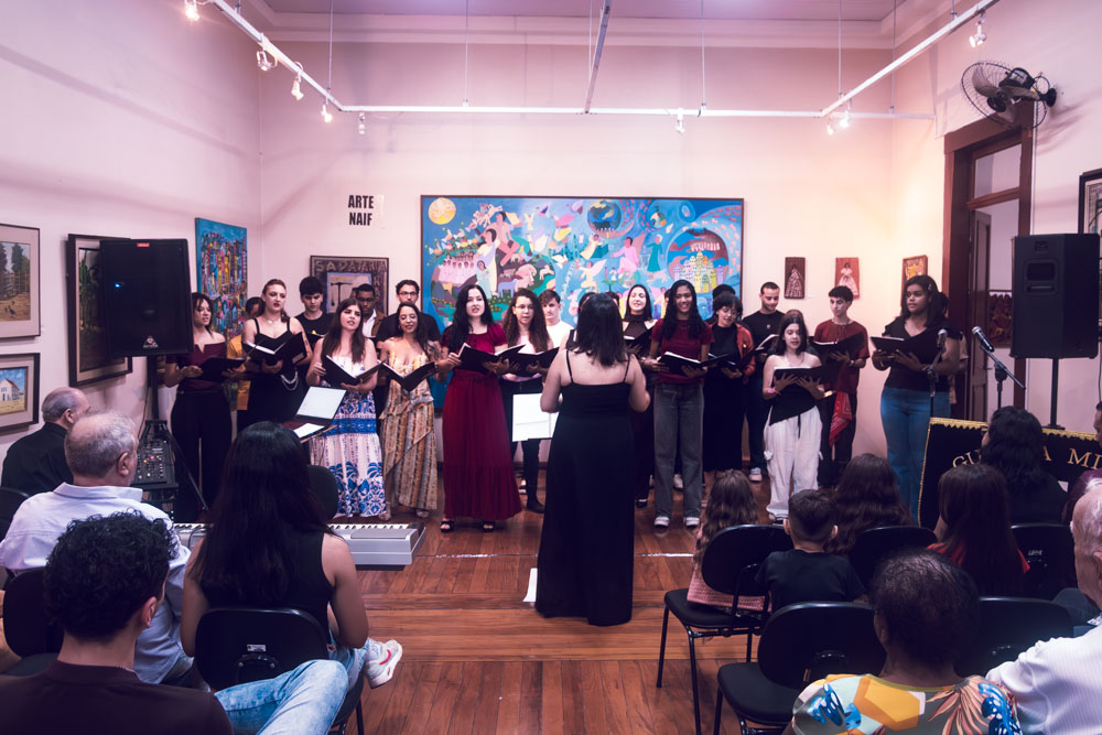 Imagem da notícia 'Coral da Guarda Mirim apresentou o especial Show de Talentos'