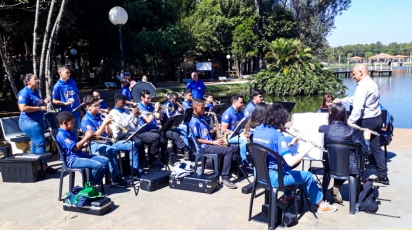 Imagem da notícia 'Apresentação da Banda da Guarda Mirim em São Pedro'