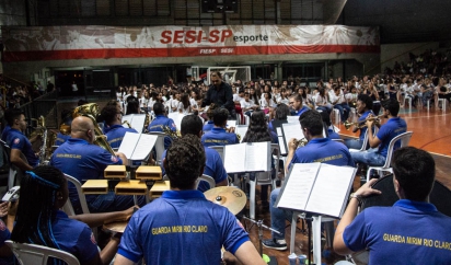 Imagem da notícia 'Banda Musical se apresenta em formatura do PROJEC'